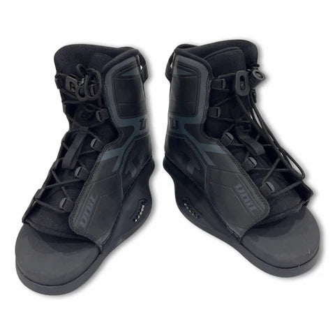 Unit Wake Boots